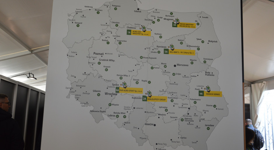 Mapa z zaznaczonymi siedzibami głównymi dilerów i ich punktów handlowych, gdzie oferowane są maszyny John Deere. Zdjęcie: Wołosowicz