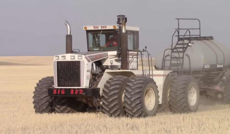 Nowy Big Bud 640. Nadciąga następca legendarnego i monstrualnego ciągnika