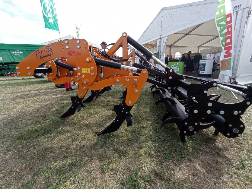 Większy z głęboszy Moro Aragri model Spider 7M-300 fot. Adam Ładowski