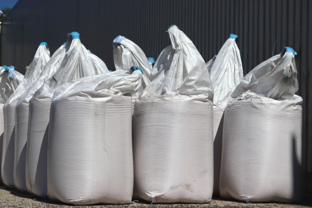 Ukraina: Rolnicy zaapelowali do rządu o pomoc dla branży nawozów azotowych; Fot Shutterstock Ukraina: Rolnictwo oczekuje pomocy rządowej w dostawach nawozów
