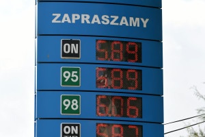 Premier: Ceny na polskich stacjach są jednymi z najniższych w Europie