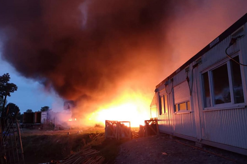 Spłonął budynek prodykcyjny w Chwałowicach, Fot. OSP Bogdaniec