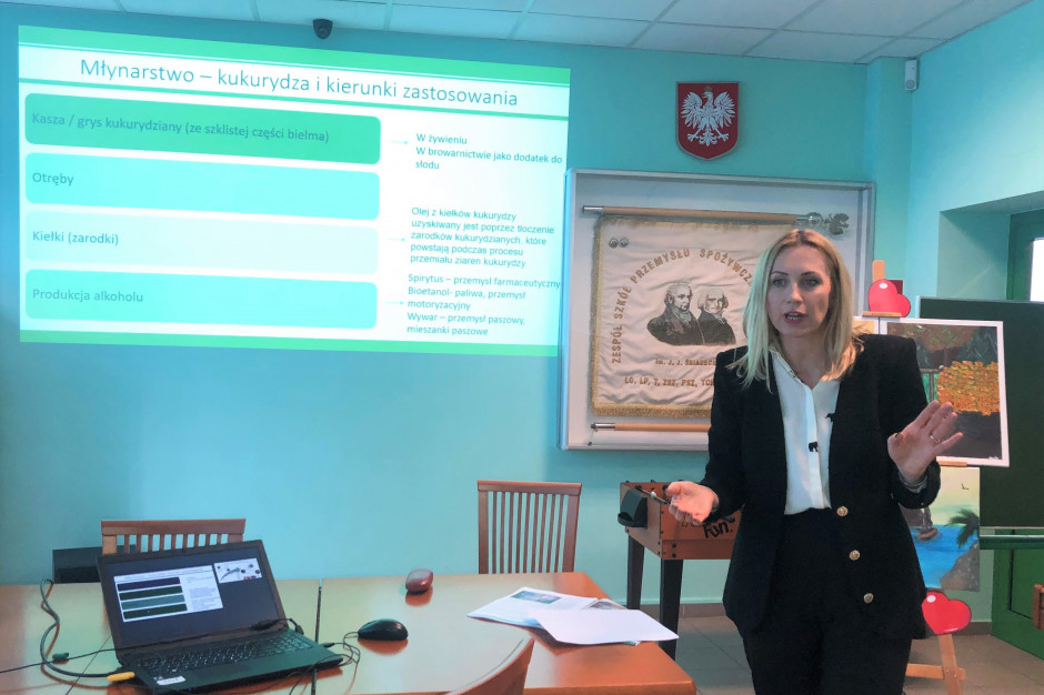 Podczas zorganizowanej przez PZPK konferencji prof. UPP dr hab. Joanna Kobus-Cisowska wygłosiła wykład "Kukurydza jako źródło składników kształtujących właściwości funkcjonalne żywności" (fot. JŚ-S).