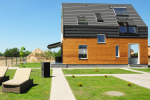 Czym różni się dom pasywny od nowego domu energooszczędnego?