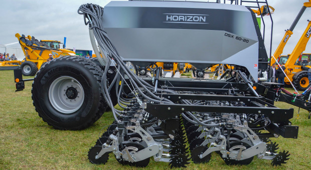 Najciekawsze maszyny do uprawy bezorkowej z Agro Show 2021