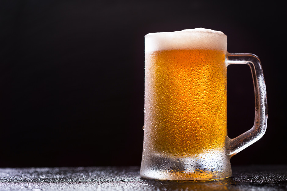 Mało znanym faktem jest wykorzystanie ziarna kukurydzy do produkcji piwa, fot. Shutterstock