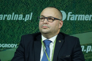 Mładanowicz: Z dnia na dzień gospodarstwa rolne upadają
