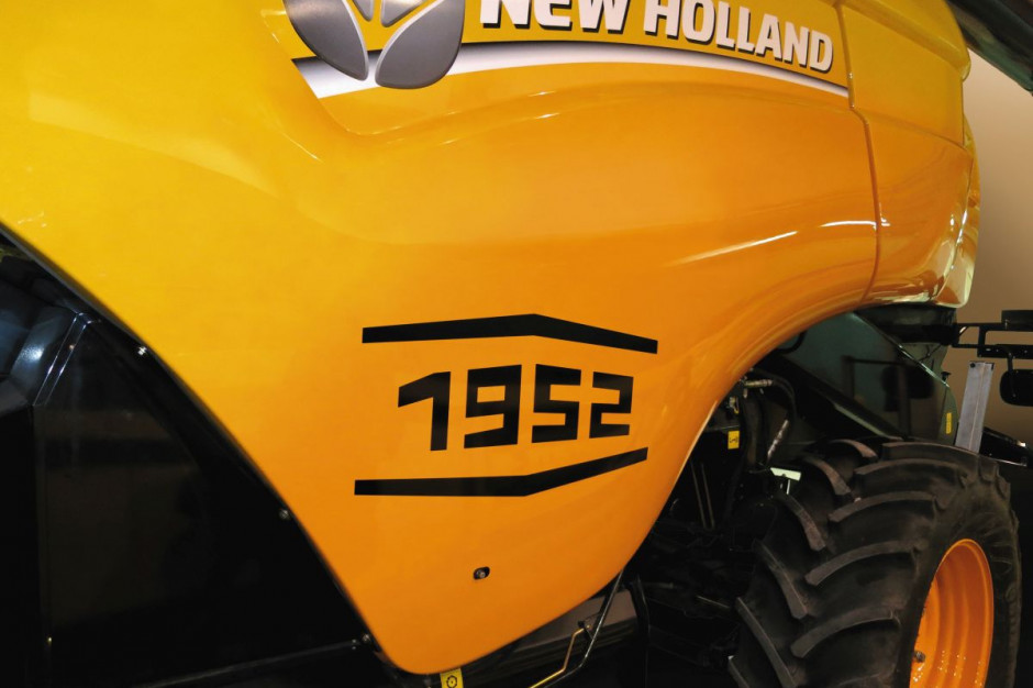Rok 1952 na kombajnach New Holland był hołdem złożonym firmie Claeys, która w tym czasie zaprezentowała pierwszy samojezdny kombajn zbożowy, fot. New Holland