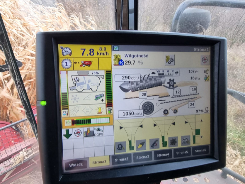 Sypało 16 ton na hektar, co pozwoliło osiągnąć nawet 107 ton na godzinę fot. Case IH