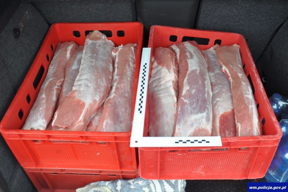 Podejrzani o kradzieże mięsa zostali przyłapani na gorącym uczynku, Foto: Policja