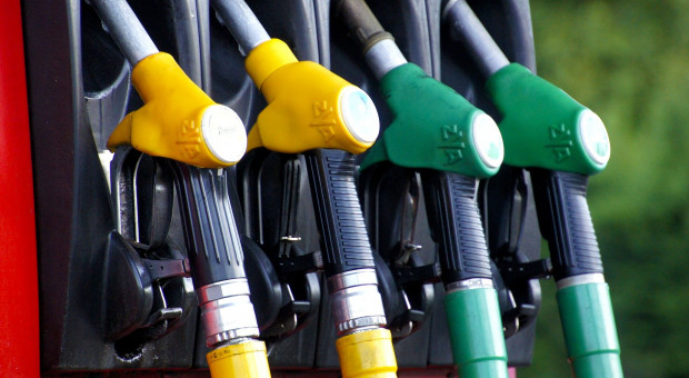 Analitycy: Ceny na stacjach paliw mogą spaść