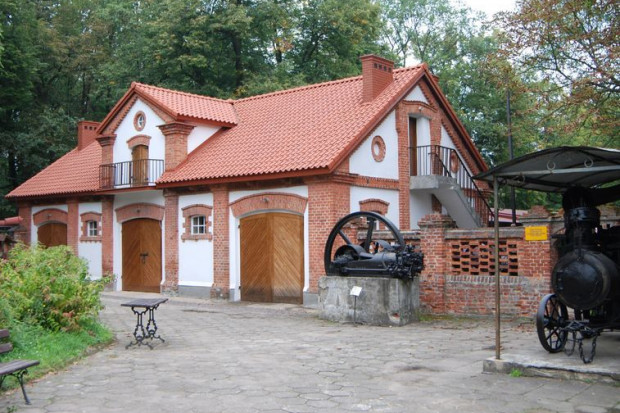 Rywalizacja odbywa się na terenie Muzeum Rolnictwa w Ciechanowcu, fot. Muzeum Rolnictwa Przesłuchania w 40. Konkursie Gry na Instrumentach Pasterskich w Ciechanowcu