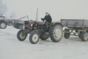 Kiedyś to było, czyli maszyny rolnicze zimą w PRL