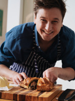 Grzegorz Łapanowski - znany polski kucharz, dziennikarz kulinarny, przedsiębiorca oraz osobowość sektora gastronomicznego