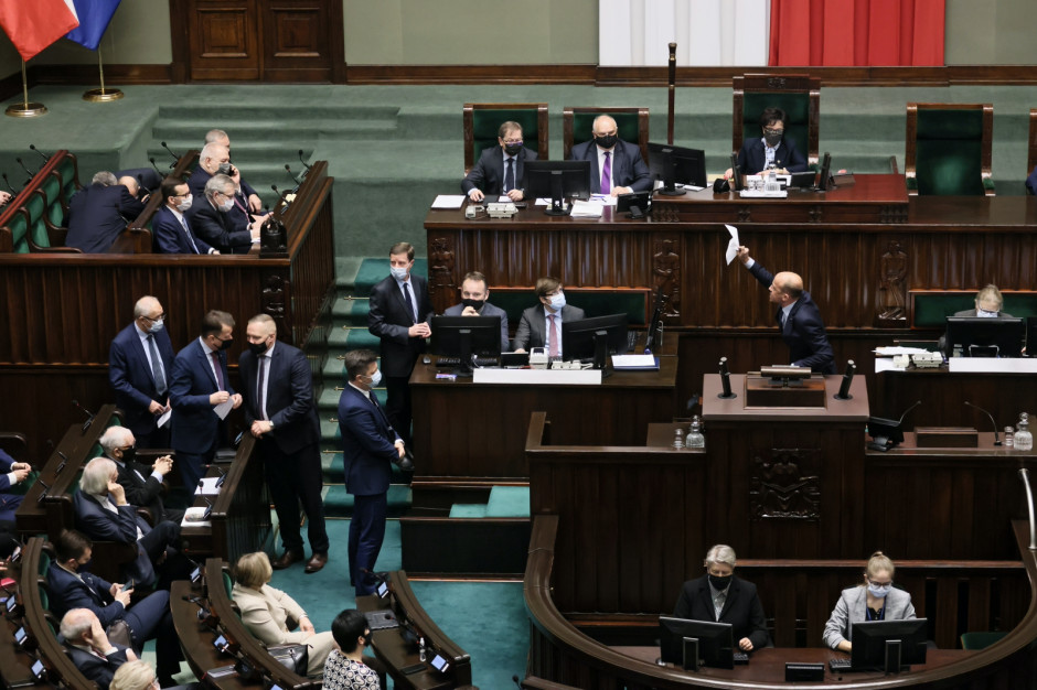 Sejm w środę obradował nad poselskim projektem zmieniającym ustawę o VAT, fot. PAP/Leszek Szymański