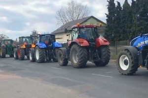 Czescy rolnicy także protestują, wyjechali traktorami na drogi