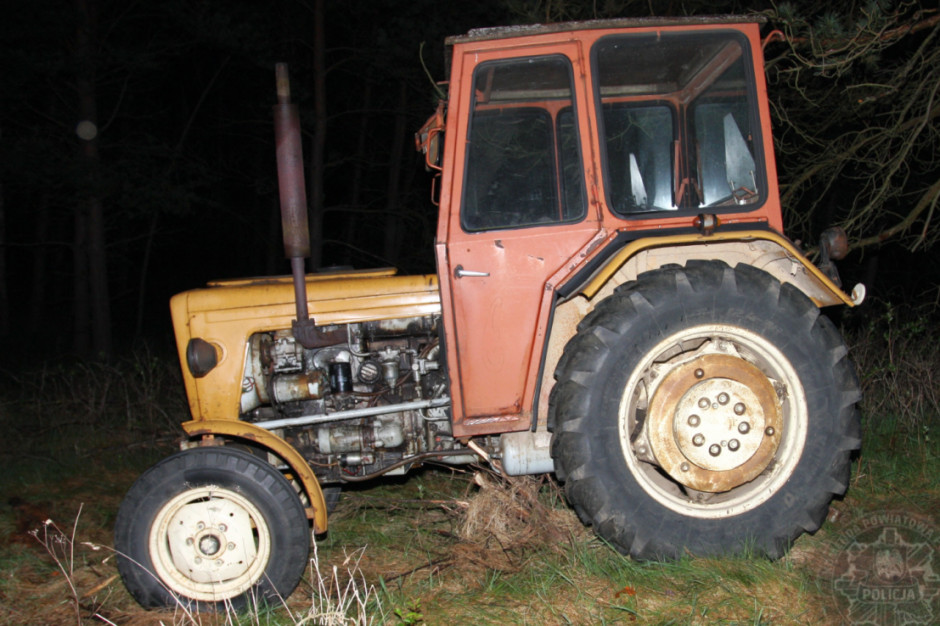 Pijany traktorzysta najechał posesję sasiadów, Foto ilustracyjne: Policja