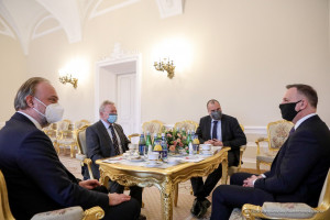 Prezydent spotkał się z unijnym komisarzem ds. rolnictwa