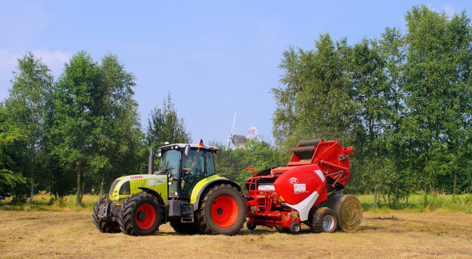 Claas Arion oferowano wcześniej również pod marką Renault, fot. Karsten Paulick / Pixabay