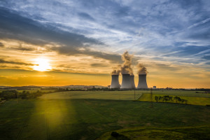 Komisja Europejska przyjęła projekt, który uwzględnia gaz i atom. Jest korzystny dla Polski