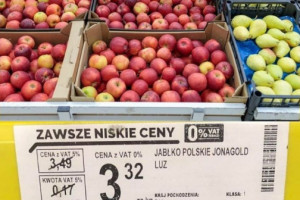 Ceny jabłek i gruszek w sieciach handlowych po obniżce VAT
