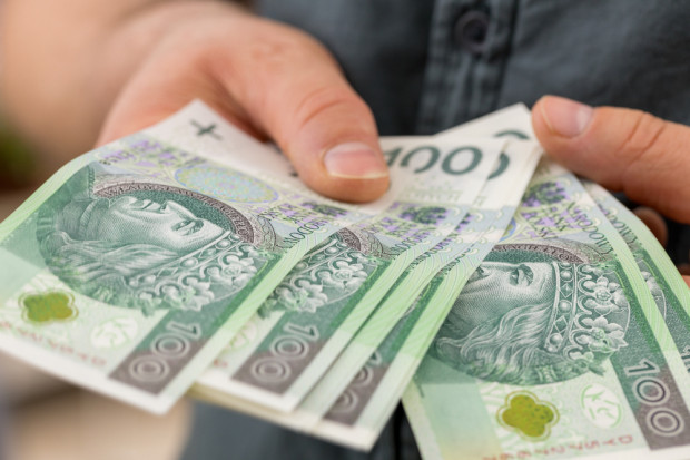 KRUS: składka za pomocników rolnika i domowników z działów specjalnych