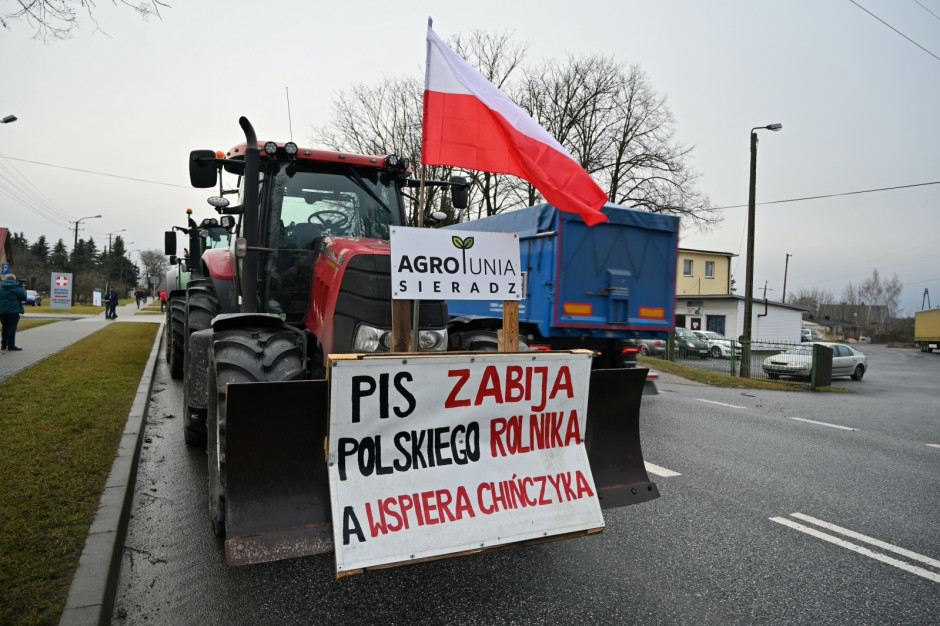 W Łódzkiem Utrudnienia Na Wielu Drogach Z Powodu Protestów Rolników ...