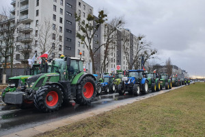 Po proteście Agrounii traktory mają pozostać na ul. Kasprzaka w Warszawie