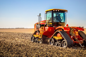 Należący do Rosjan producent traktorów Versatile bez sankcji