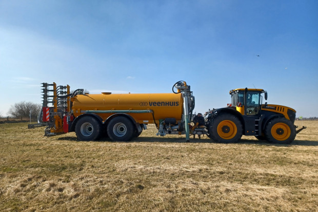 Agrihandler eksperymentuje z trawą