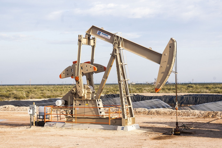 Ropa naftowa Brent w czwartek rano drożeje o ponad 1,3 proc., do ponad 108,2 dol. za baryłkę Fot.Pixabay.com