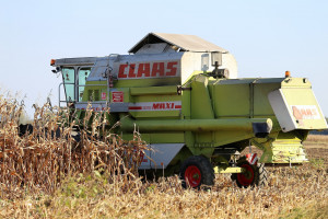 Monitorowanie plonu również w starszym kombajnie. System FieldView Yield Kit