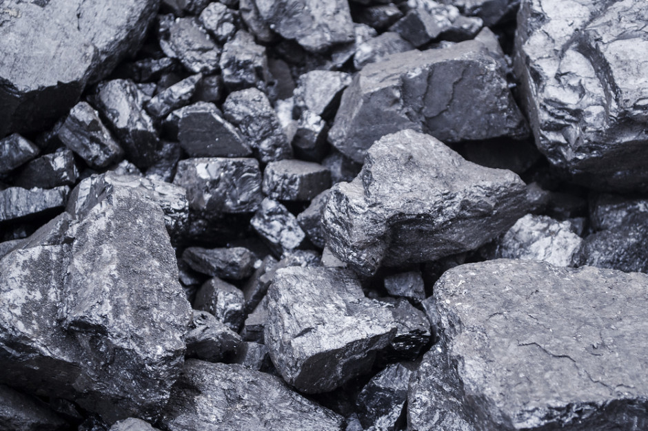 Brytyjski rząd rozważa zgode na uruchmienie nowej kopalni wegla, Foto: Shutterstock