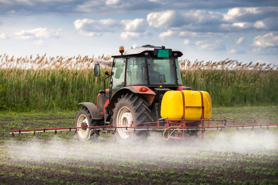 Sprzedaż pestycydów, fot. Shutterstock