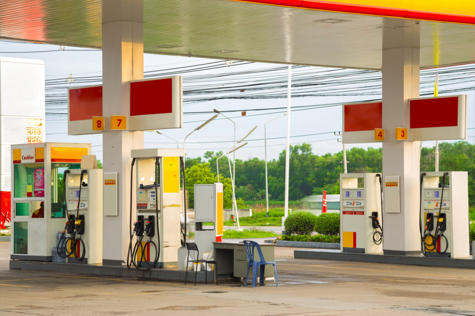 Ceny paliw przestały spadać, teraz prognozowany jest ich ponowny wzrost, fot. Shutterstock