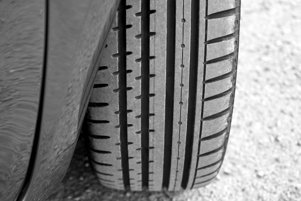 Continental wznawia produkcję w Rosji, fot. Mikes-Photography/pixabay Niemiecka firma Continental wznawia produkcję opon w Rosji