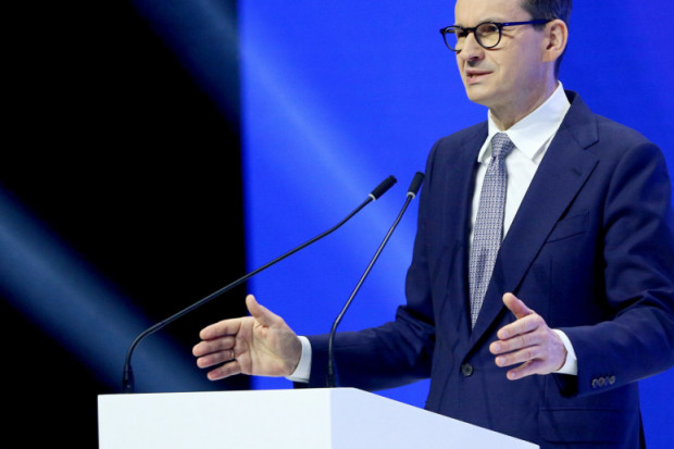 Premier zapowiada wakacje kredytowe. fot. PAP/Zbigniew Meissner Premier na EKG: Wakacje kredytowe i korzystniejszy wskaźnik niż WIBOR. Będzie pomoc dla kredytobiorców