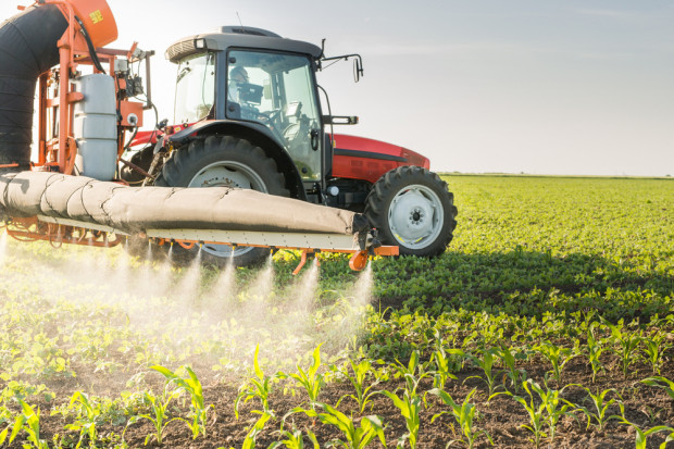 Jest nowe rozporządzenie ws. redukcji pestycydów. Rolnicy nie będą zadowoleni