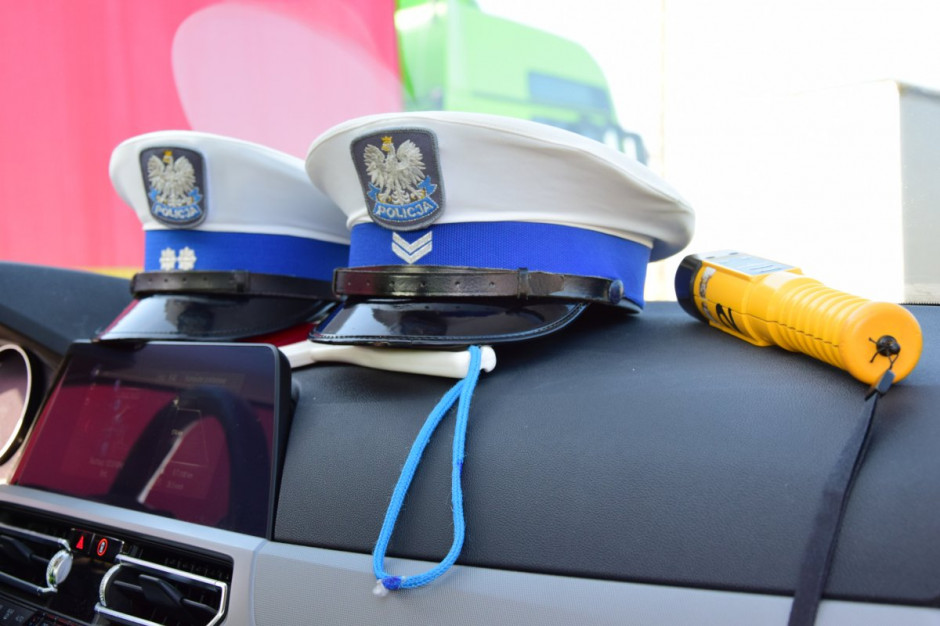 Za jazdę po pijanemu obaj traktorzyści stracili już prawa jazdy, Foto: Policja