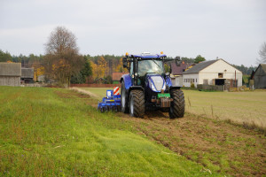 Wyjątkowa decyzja KE. Dla polskich rolników oznacza 130 mln euro wsparcia