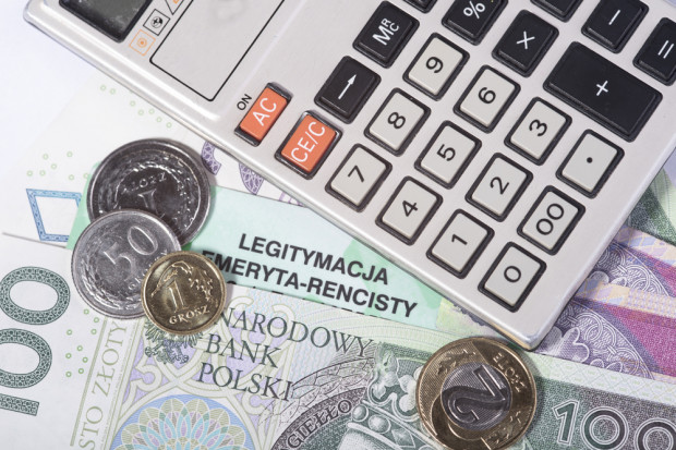 Kiedy będzie wypłata czternastej emerytury? Fot. Shutterstock Wypłaty czternastej emerytury ruszą pod koniec sierpnia