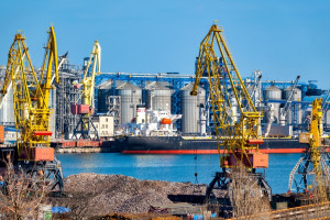 Ekspert: Rosja będzie kontynuować niszczenie ukraińskiej infrastruktury portowej