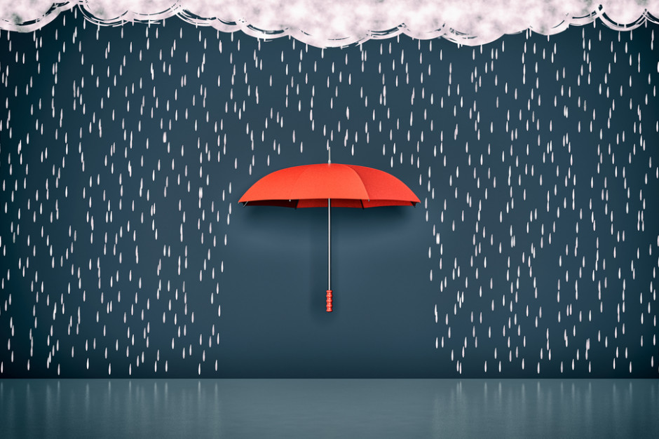 W poniedziałek zachmurzenie umiarkowane lub duże. Miejscami przelotne opady deszczu, fot. Shutterstock