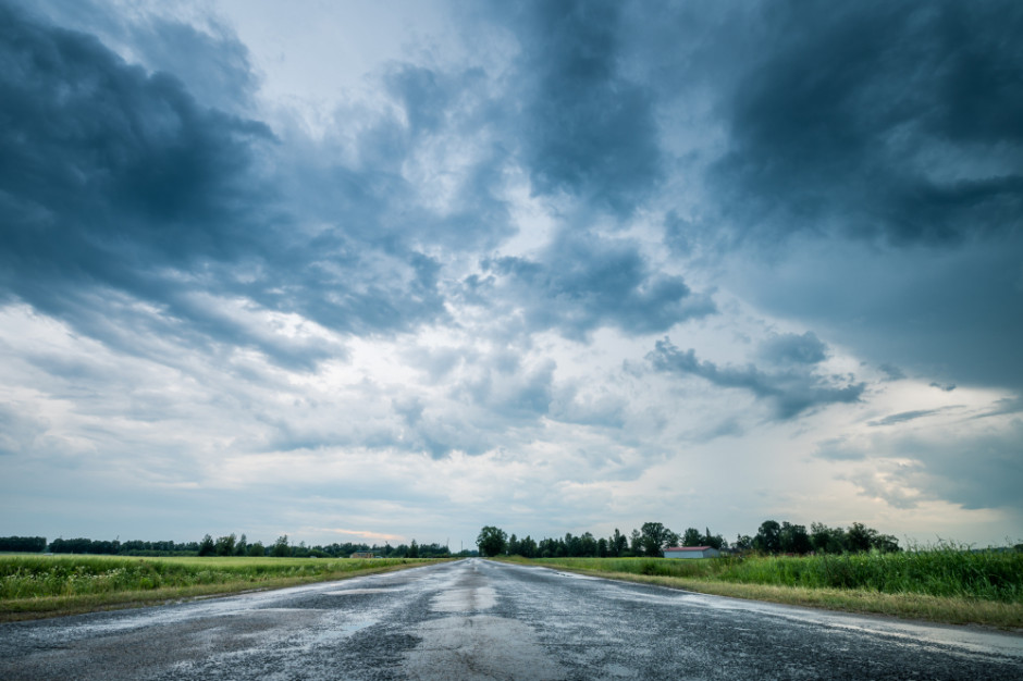 Na północy Polski sobota będzie pod znakiem przelotnych opadów deszczu i lokalnych burz, fot. Shutterstock