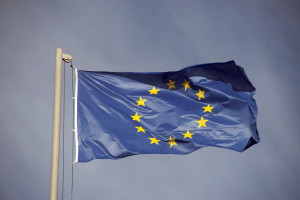 UE: wiele krajów kwestionuje wyższość prawa unijnego nad krajowym