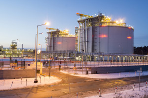 Rekordowy import paliw w 2022 r. Do Polski najwięcej sprowadzono oleju napędowego i LPG