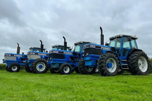 Tysiące funtów za klasyczne traktory