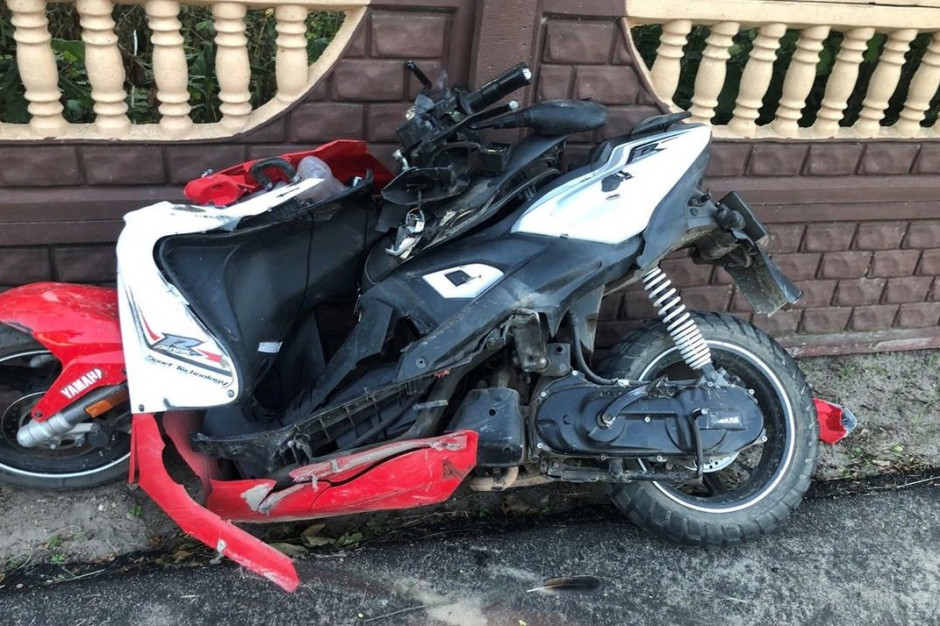 49-letni motorowerzysta wskutek wypadku trafił do szpitala, Foto: Policja