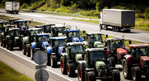 Holenderska policja użyła broni wobec protestujących farmerów. Ostrzelany traktor