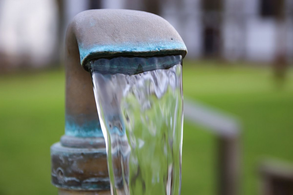 Gospodarze musza zapłacić rachunek z 6 mln litrów wody, Foto: Pixabay